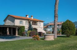 Villa La Campagnola : Outside view