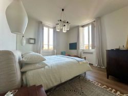 Villa Etere : спальня с двуспальной кроватью