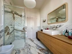 Villa Etere : Bagno con doccia
