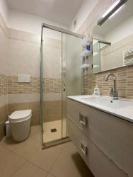 Villa Levante : Bathroom with shower