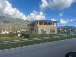 attivita commercile Lo Sguardo Apartment  to rent  Camaiore