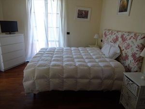 Villa Rosa dei Venti  : спальня с двуспальной кроватью
