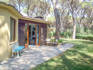 Villa Roccamare : Outside view