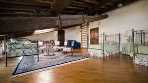 Villa Degli Aranci Lucca : Camera matrimoniale