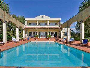 Villa Ida Fronte Mare  : Swimming pool