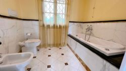 Villa Serenata  : Bathroom