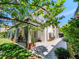 Villa Susanna : Вид снаружи