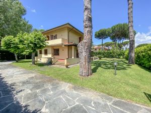 Villa Tiziana : Outside view