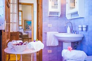 Villa Charme Toscana vista mare  : Bathroom