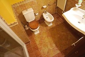 Appartamento Gold : Ванная комната с душем