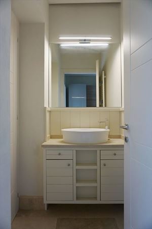 Appartamento Fiorenza : Ванная комната с душем