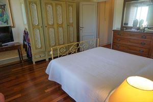Villa Centrale : спальня с двуспальной кроватью