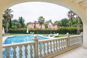 Villa Afrodite : Piscina