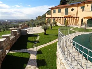 Villa Romanica  : Vista esterna