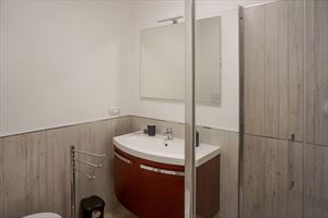 Villa Afrodite : Bathroom with shower