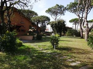 Villa Ciliegia : Outside view