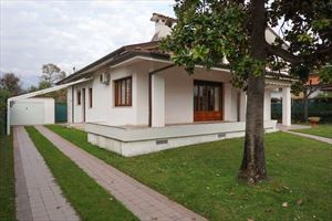 Villa Clara : Outside view