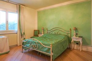 Villa Marilyn : спальня с двуспальной кроватью