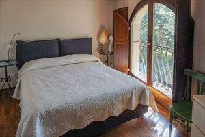 Villa Cristina : спальня с двуспальной кроватью