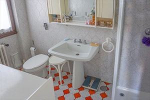 Villa Cristina : Ванная комната с душем