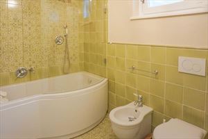Villa Sibilla   : Ванная комната с ванной