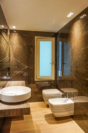 Villa Paradise : Bathroom with shower