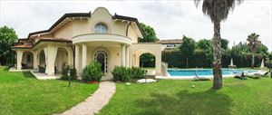 Villa Afrodite : Outside view