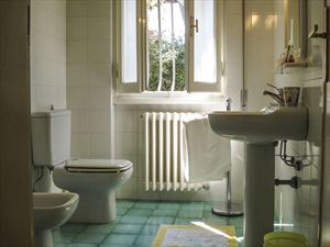 Villa La Riva : Bathroom