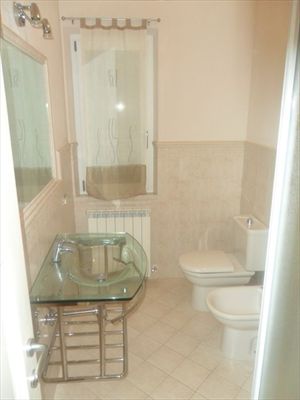 Appartamento Attico Nord : Ванная комната с душем