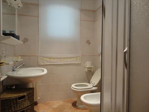 Villa Aura  : Bathroom