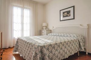Villa Bella Donna Sud  : спальня с двуспальной кроватью