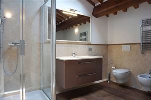 Villa Benigni  : Ванная комната с душем