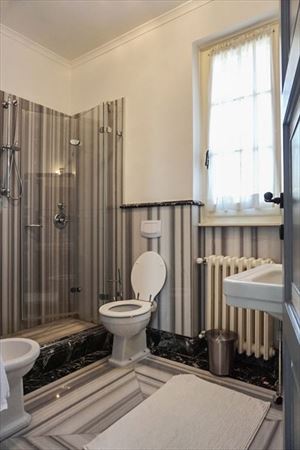Villa Camilla   : Bathroom