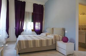 Villa Canario : спальня с двуспальной кроватью