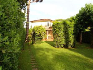 Villa Genova : Вид снаружи