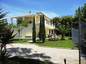 Villa Giorgia : detached villa to rent Fiumetto Marina di Pietrasanta