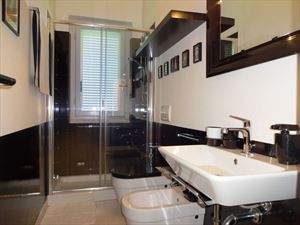 Villa Ortensia  : Bathroom with shower