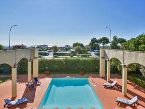 Villa Ida Fronte Mare  : Swimming pool