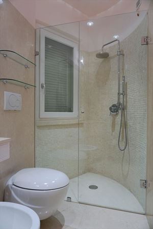 Villetta La Vela : Bagno con doccia