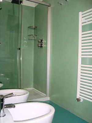 Villa Lia : Ванная комната с душем