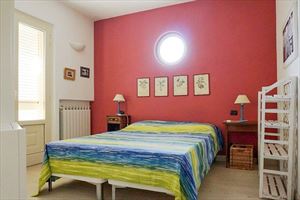 Villa Liana : спальня с двуспальной кроватью