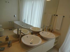 Villa Lucente  : Bathroom