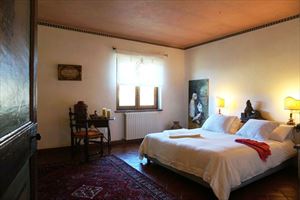 Villa Marilena : спальня с двуспальной кроватью