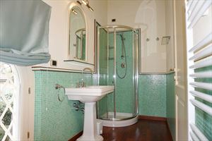 Villa Nicoletta : Bathroom