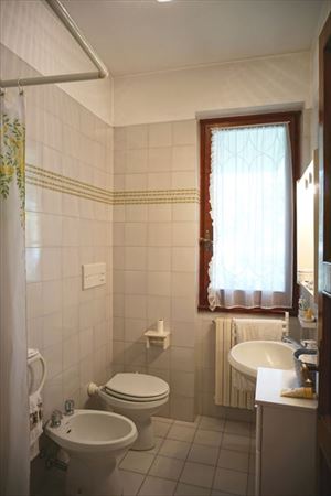 Villa Rondine : Ванная комната