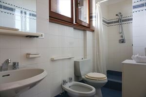 Villa Rondine : Ванная комната