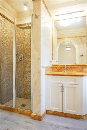 Ville Eco Del Mare : Bathroom with shower