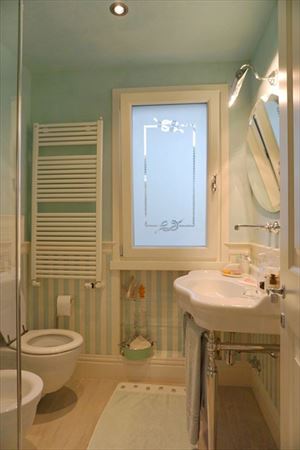 Villa Zaffiro : Ванная комната
