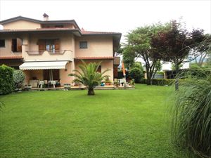 Villa Eleonora  : Outside view