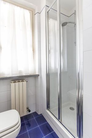 Villa Michela  : Ванная комната с душем